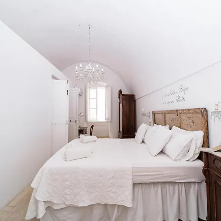 Frühstückspension Corte Cataldi 3*